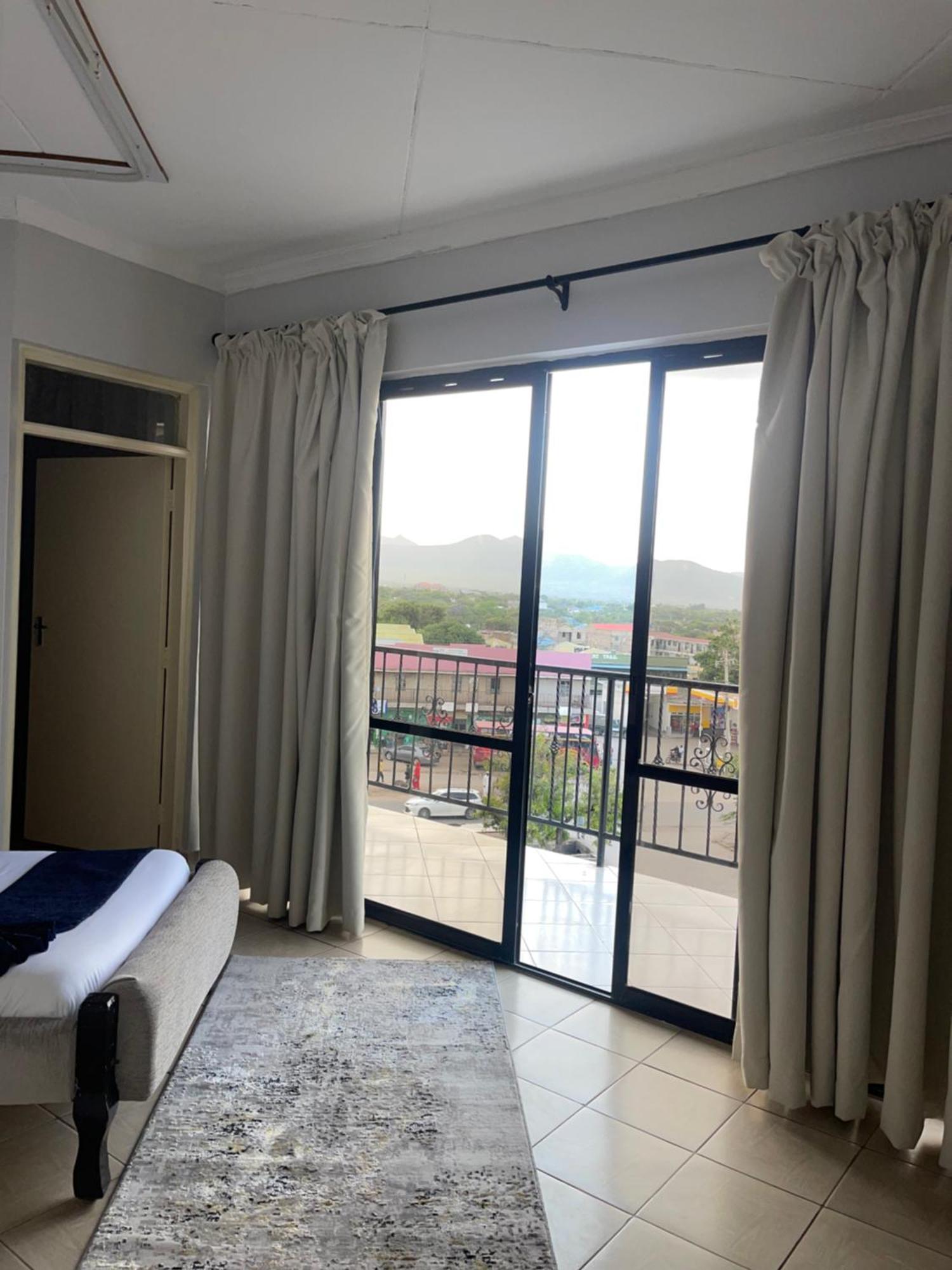 Iman Hotel Isiolo Extérieur photo
