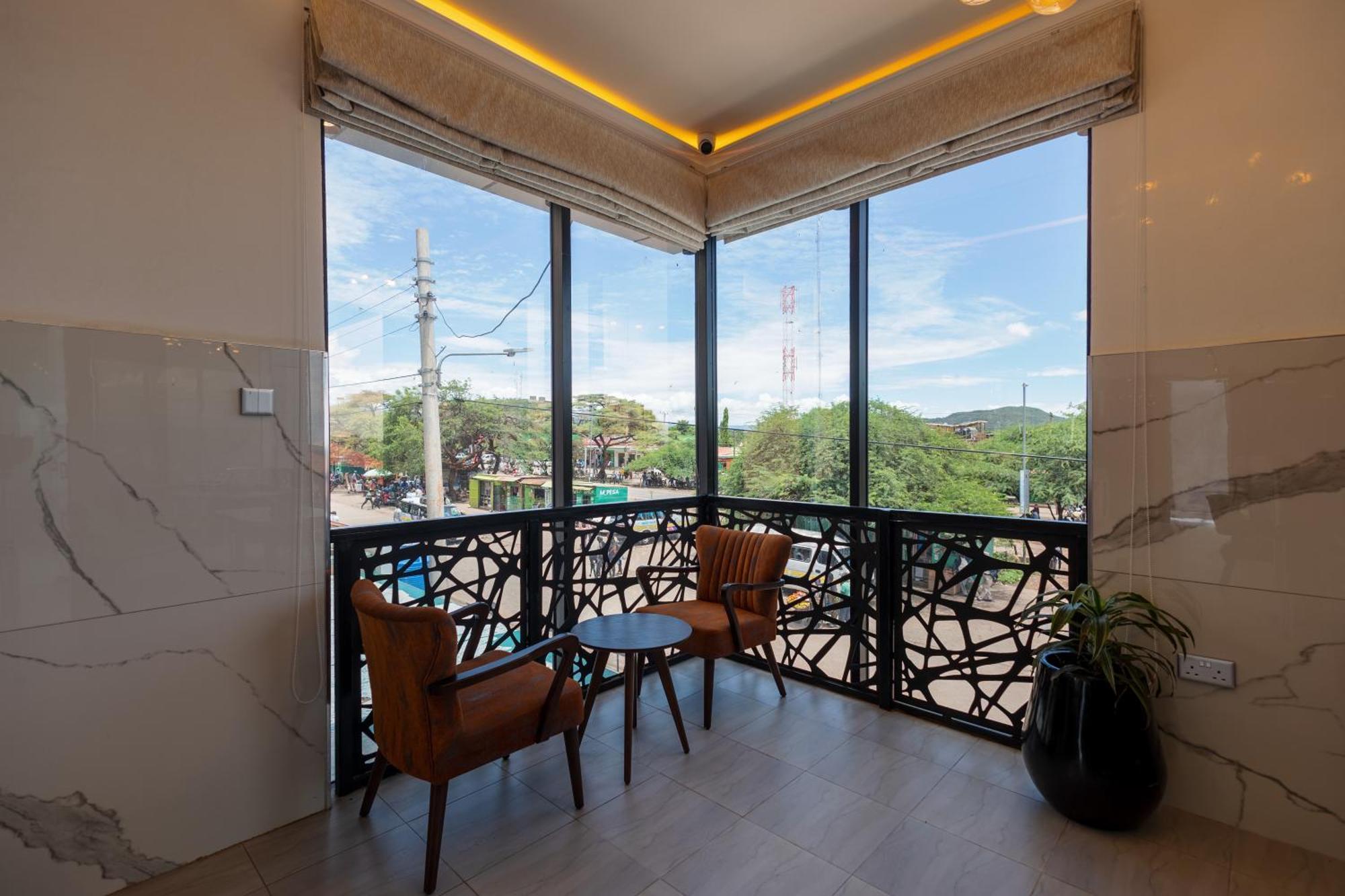 Iman Hotel Isiolo Extérieur photo